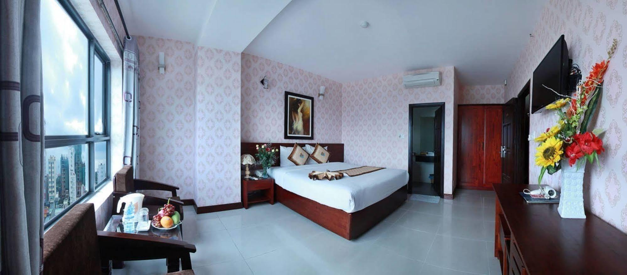 Luna Diamond Hotel Da Nang Exterior foto